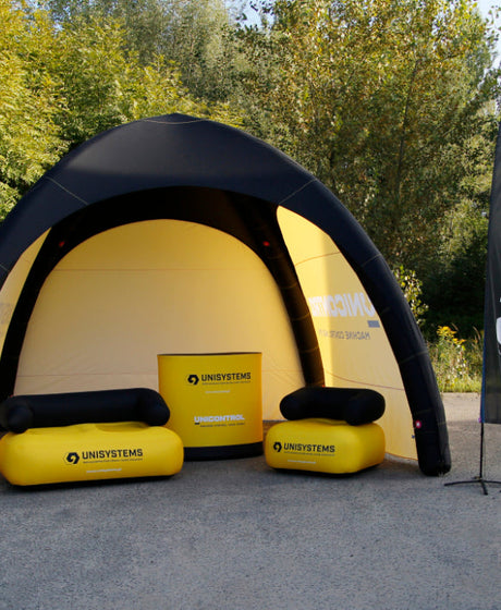 Werbesofa und Zelt 4x4 aufblasbar und luftdicht