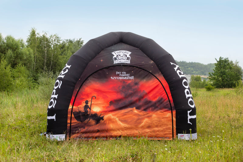 aufblasbares Eventzelt Dome mit Dauergebläse und Werbeaufdruck