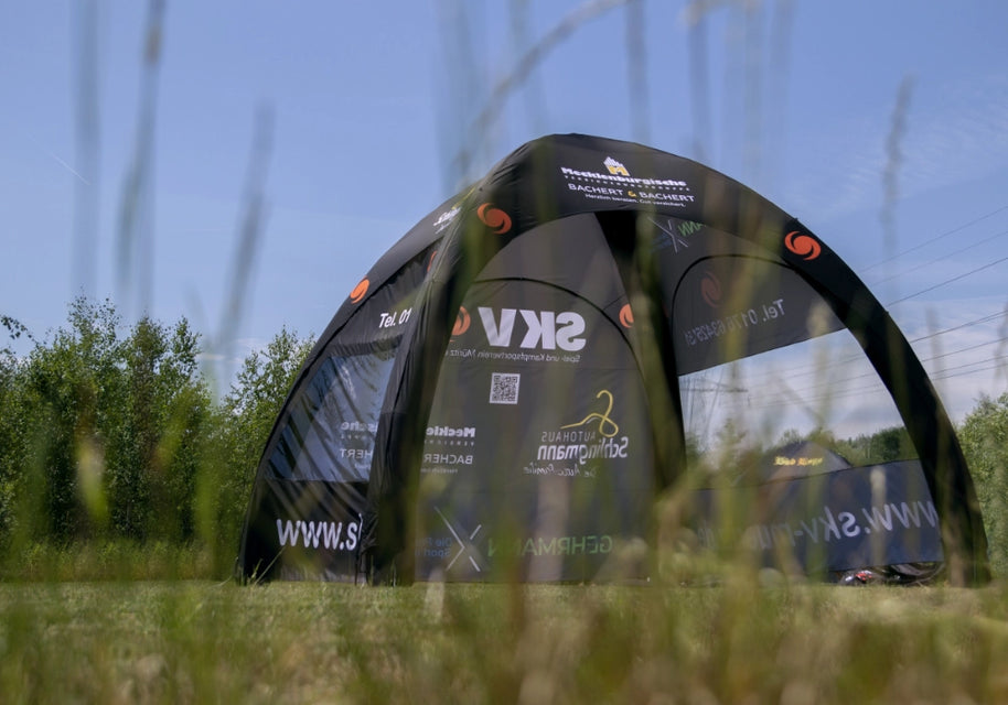 Aufblasbares Zelt mit Logodruck 5x5m