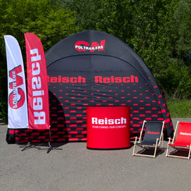 Pneumatisches Eventzelt 6x6 aufblasbar mit Messetheke und Liegestuhl