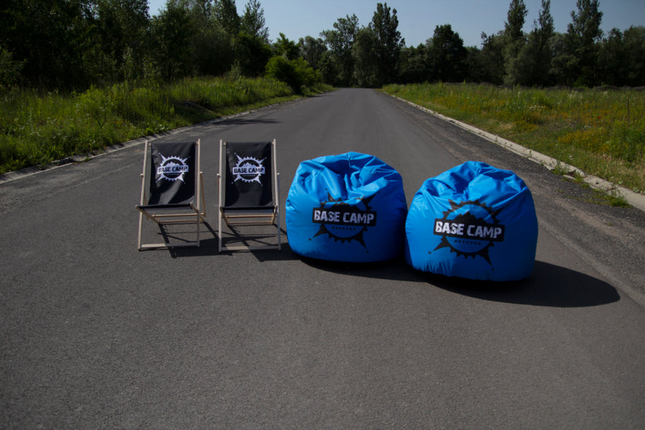Sitzsäcke und Liegestühle mit Logodruck
