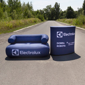Aufblasbares Sofa mit Logo bedruckt