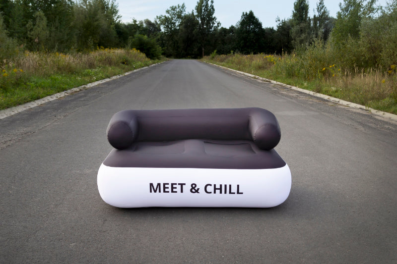 Sofa aufblasbar mit Logo