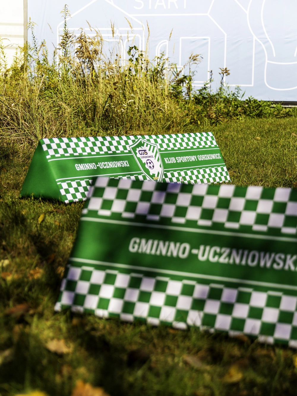 Dreieckige Schaumstoffbande für Fußballplatz bedruckt