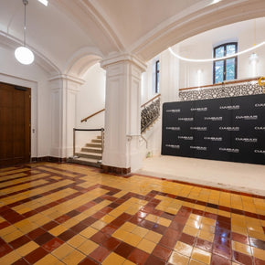 Gerade Displaywand 400cm einseitig bedruckt Wien