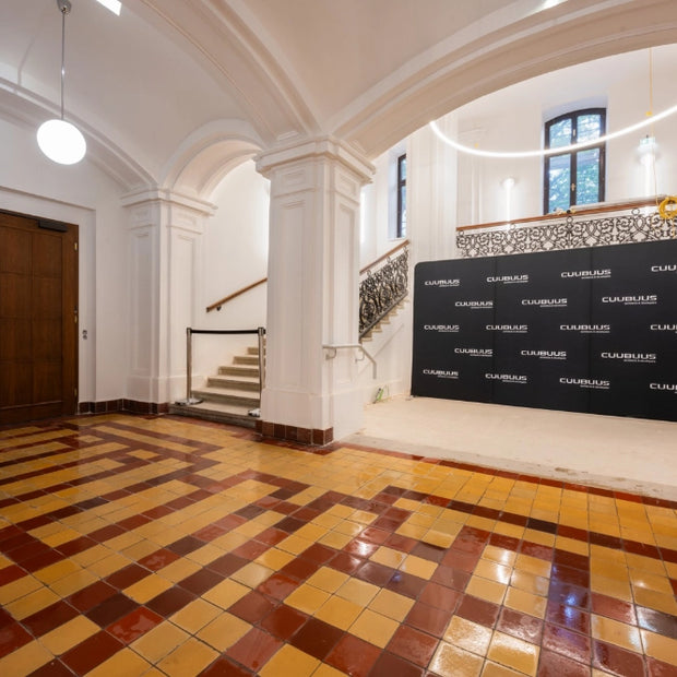 Gerade Displaywand 400cm einseitig bedruckt Wien