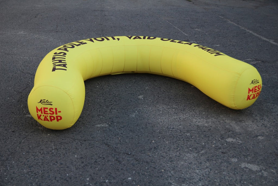 U Sofa aufblasbar mit Logodruck