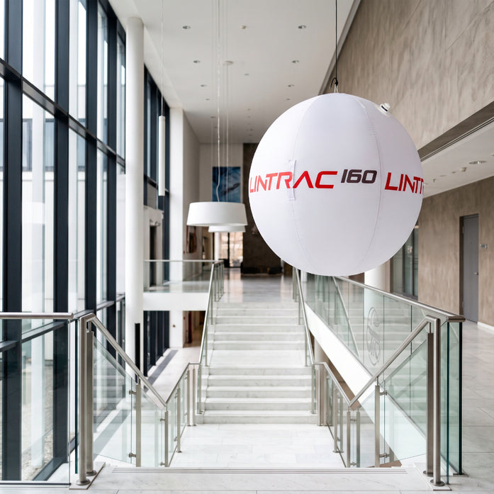 Werbekugel  zum Aufhängen 1m Logo bedruckt für Lindner Traktoren aus Österreich