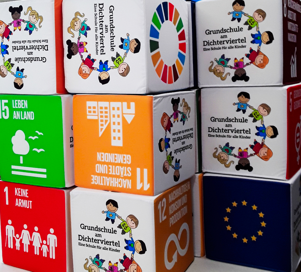 Cubo seduta in gommapiuma 40x40 cm con stampa personalizzata