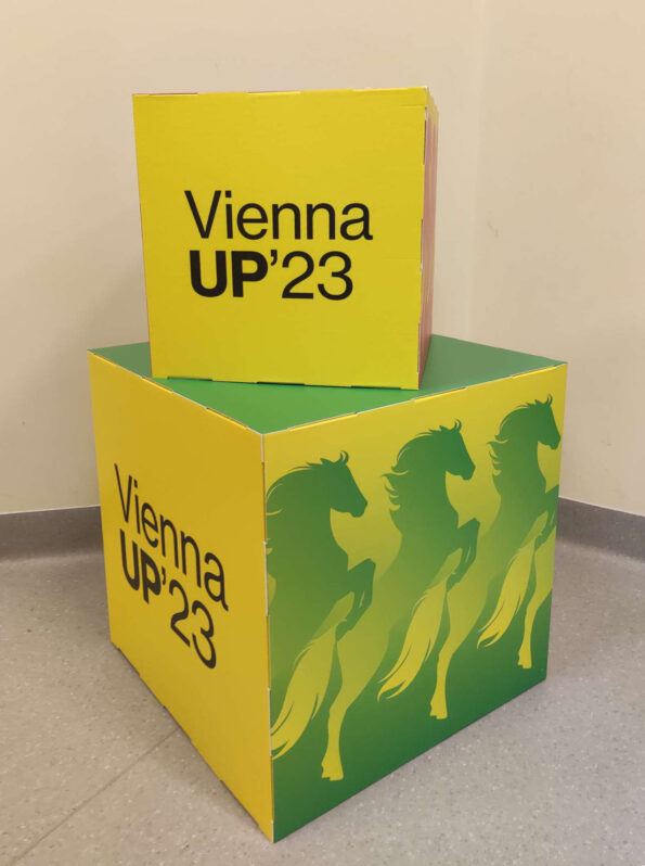 Cubo in cartone pubblicita 31x31 e 45x45