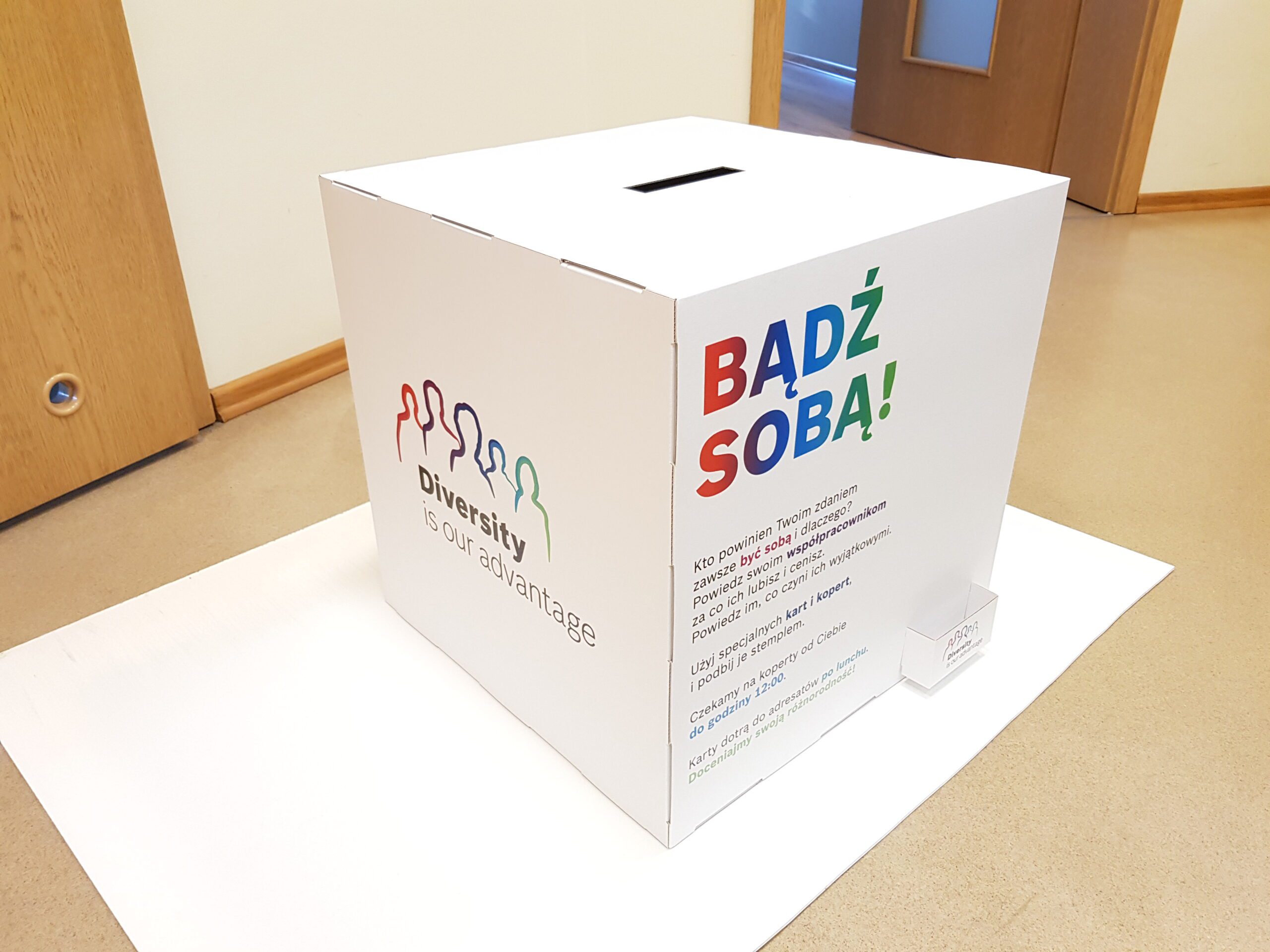 Stampa Cubo di Cartone Personalizzato